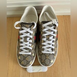 Gucci Ace Sneaker w/web and bees